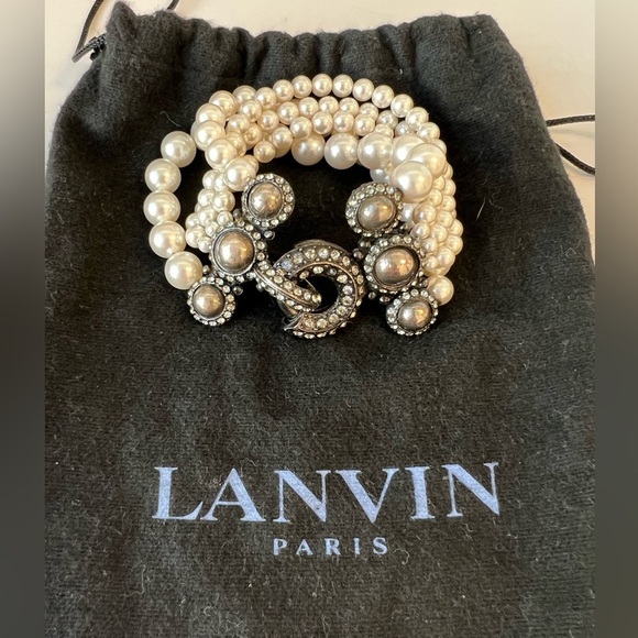 Lanvin Multi-Strand Glass Pearl Bracelet. Excellent Condition. - Picture 5 of 9
